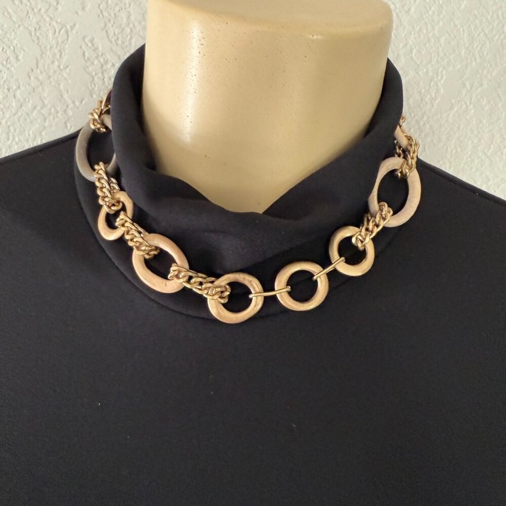 #11 garden party costume jewelry / wood and metal linked w/chain Toggle necklace